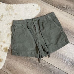 American Eagle corduroy olive green shorts